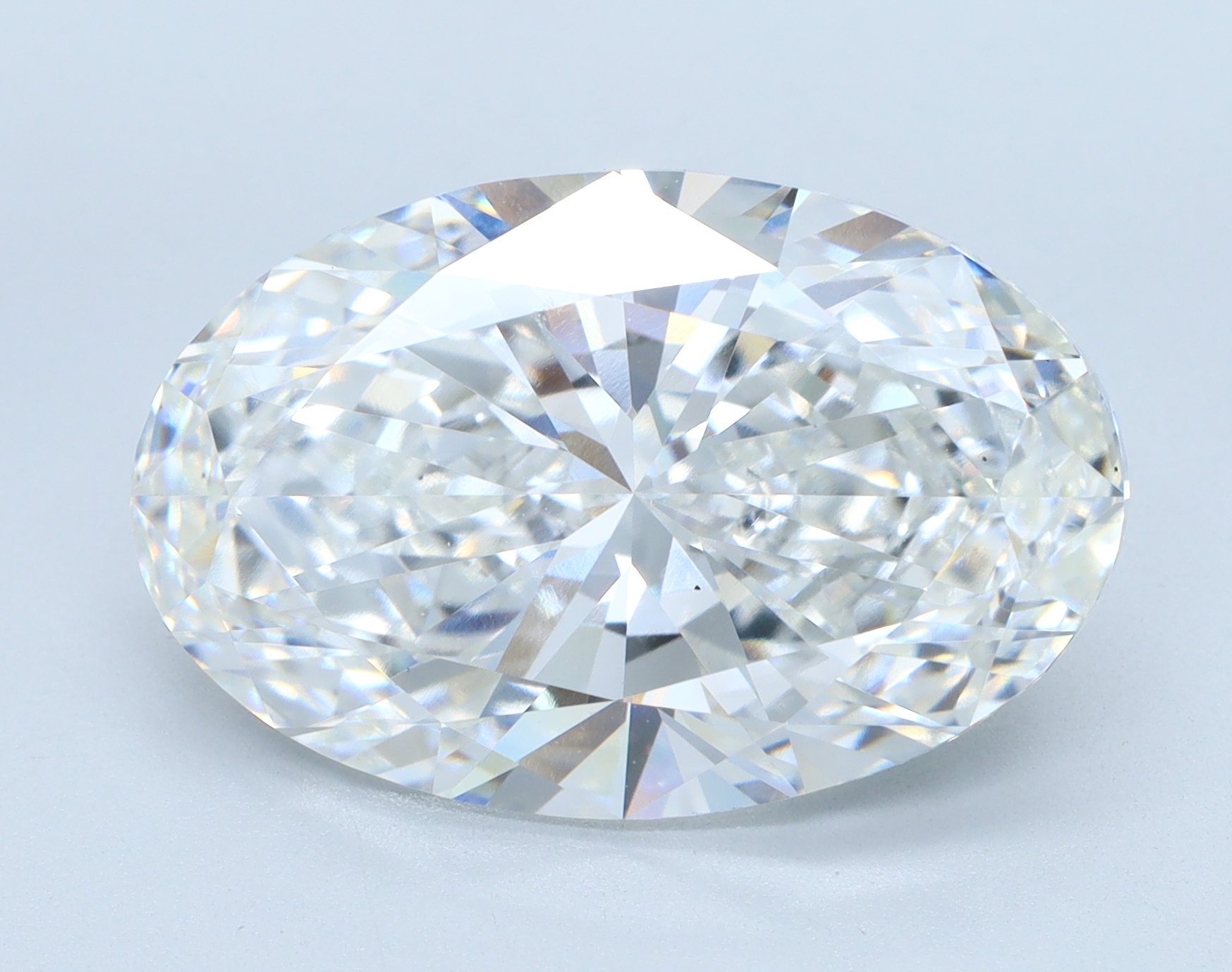 9.04ct oval lab-grown diamond, F color, VS2 clarity, 17.56mm ID