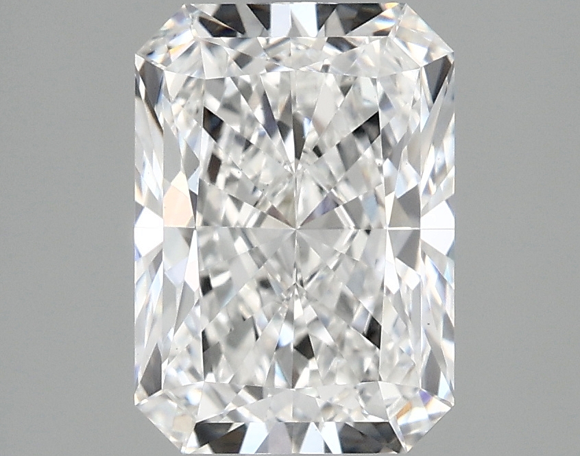 2.4 carat Radiant cut lab diamond, E color, VS1 clarity, 9.27mm ID