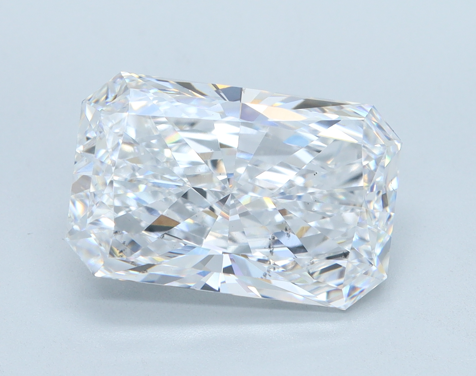 5.02ct Radiant cut lab diamond, D/VS2, 12.86mm ID