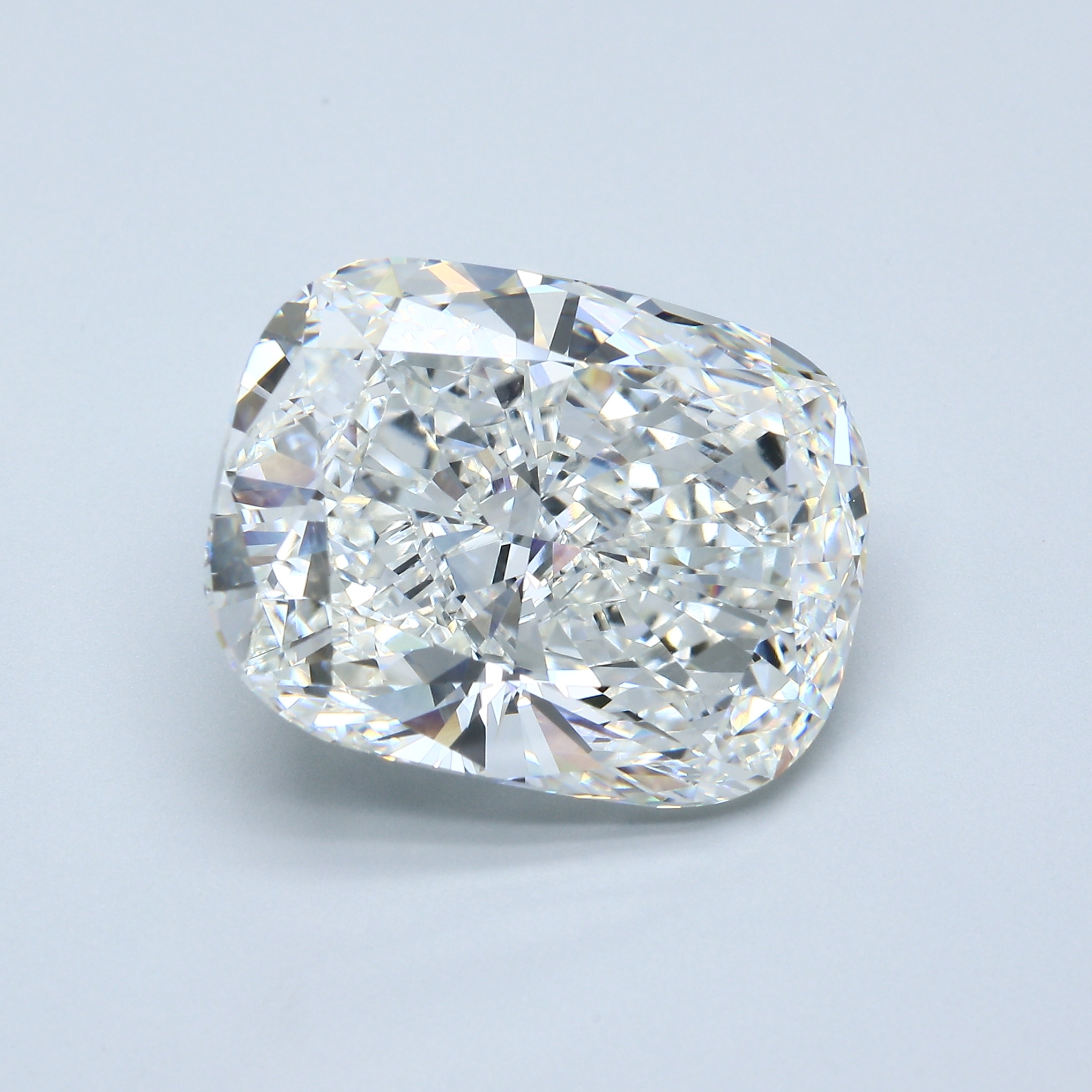 15.06ct Lab-Grown Long Cushion Diamond, G/VS1, 17.23x13.30x8.10mm