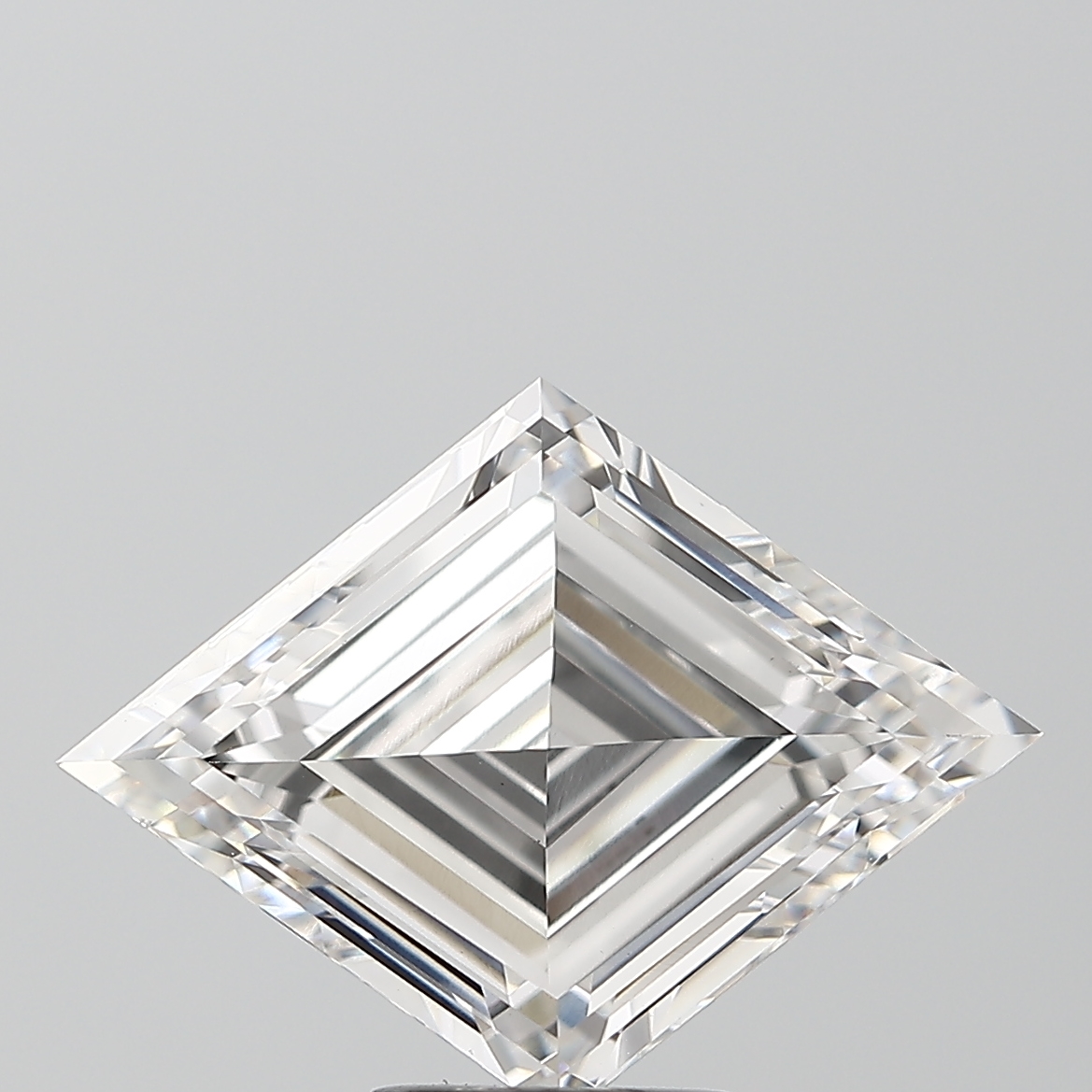 5.29ct Lozenge Cut lab-grown diamond