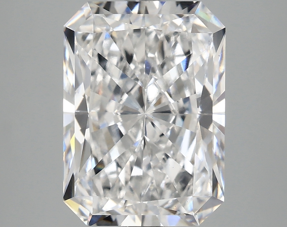 4.08ct Radiant lab-grown diamond