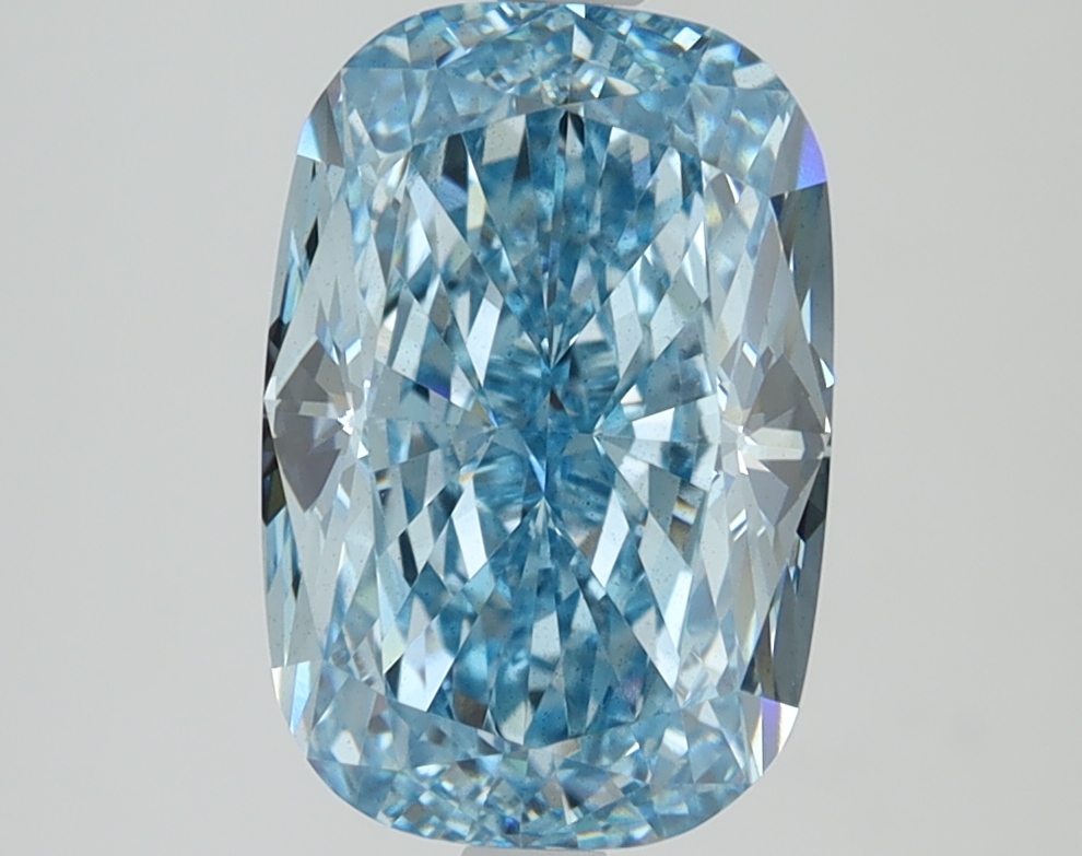 3.33ct cushion cut lab diamond, blue color, VS2 clarity, 10.67mm ID