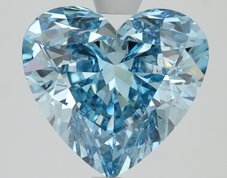 2.71ct lab-grown heart cut diamond, blue color, VVS2 clarity, 8.29mm ID