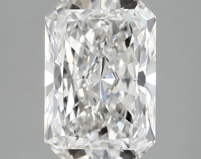 2.43ct Radiant cut lab diamond, F color, VS2 clarity, measurements 9.46 X 6.59 X 4.33 mm