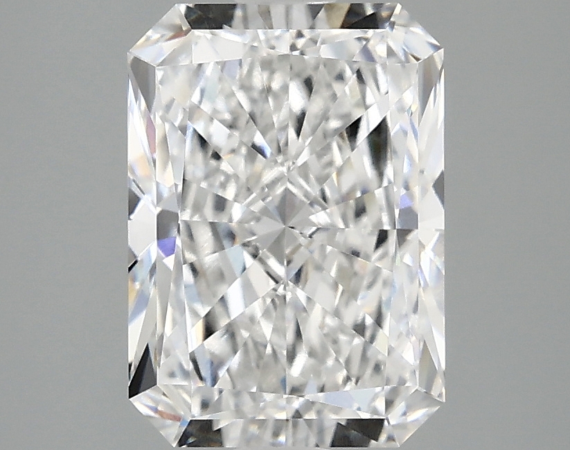 2.48ct Radiant cut lab-grown diamond, E/VVS2, 9.43x6.73x4.42mm