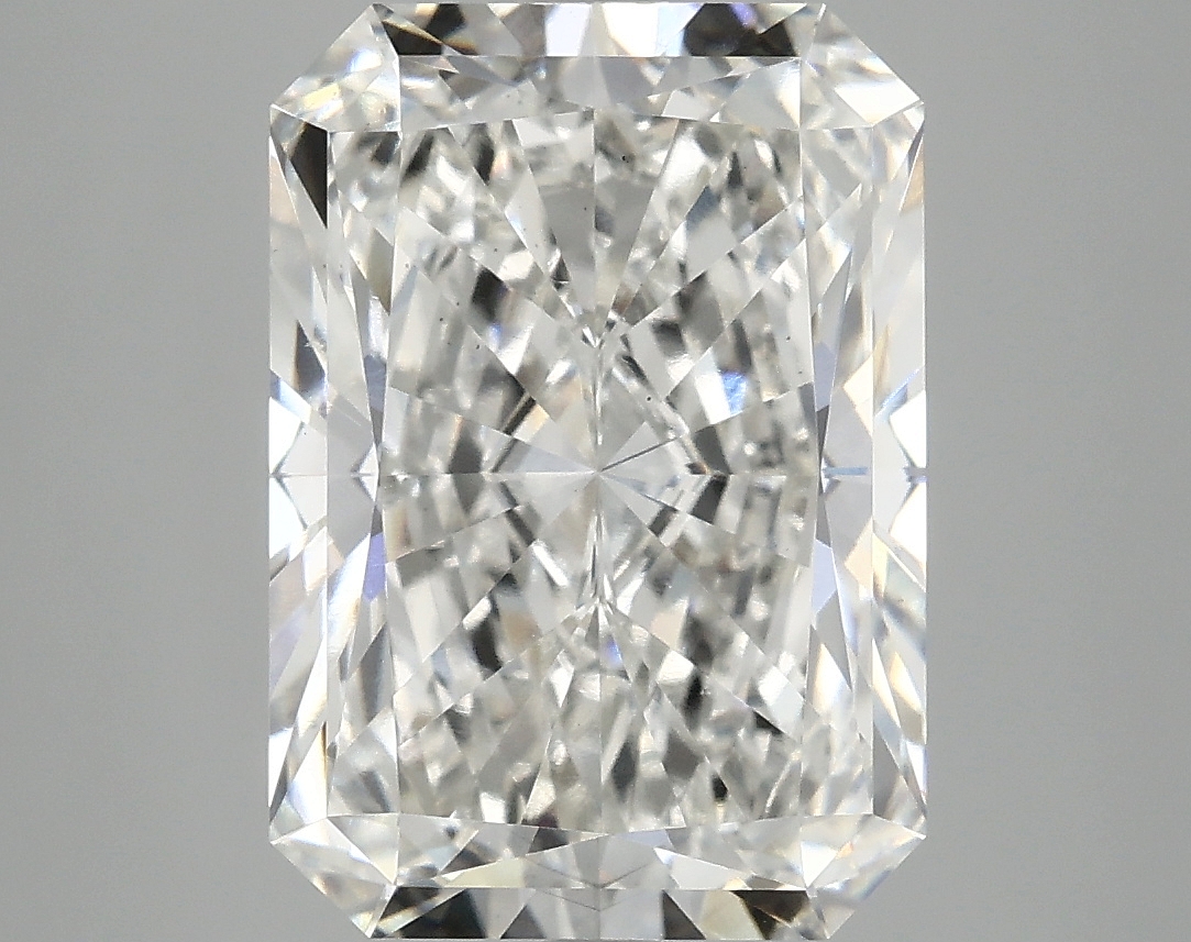 5.62ct Radiant lab-grown diamond