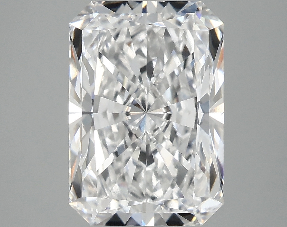 4.05ct Radiant cut lab diamond, D/VS1, 11.29mm x 7.76mm x 5.30mm