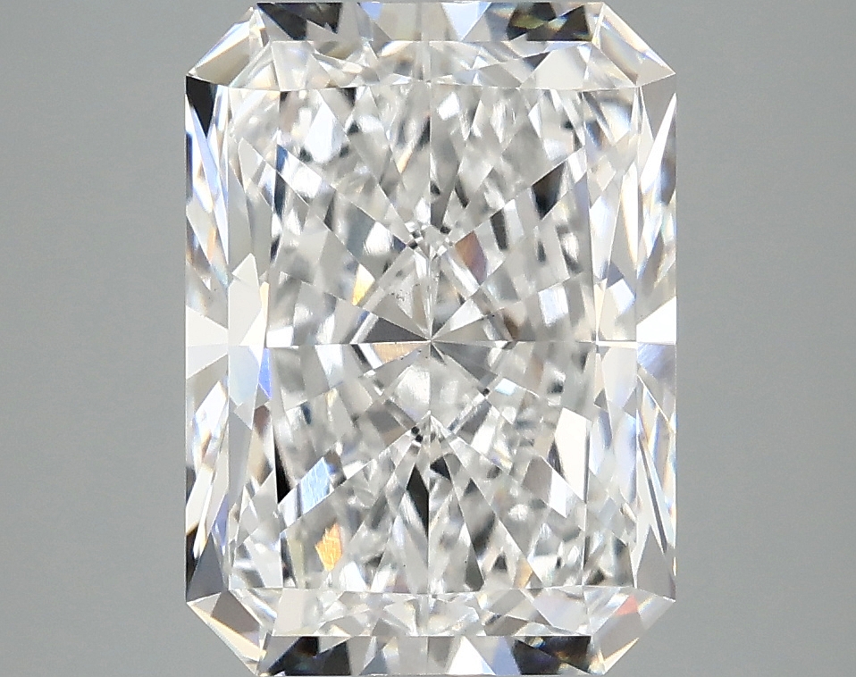 Exact supplier image of VY-03688986 Radiant lab-grown diamond