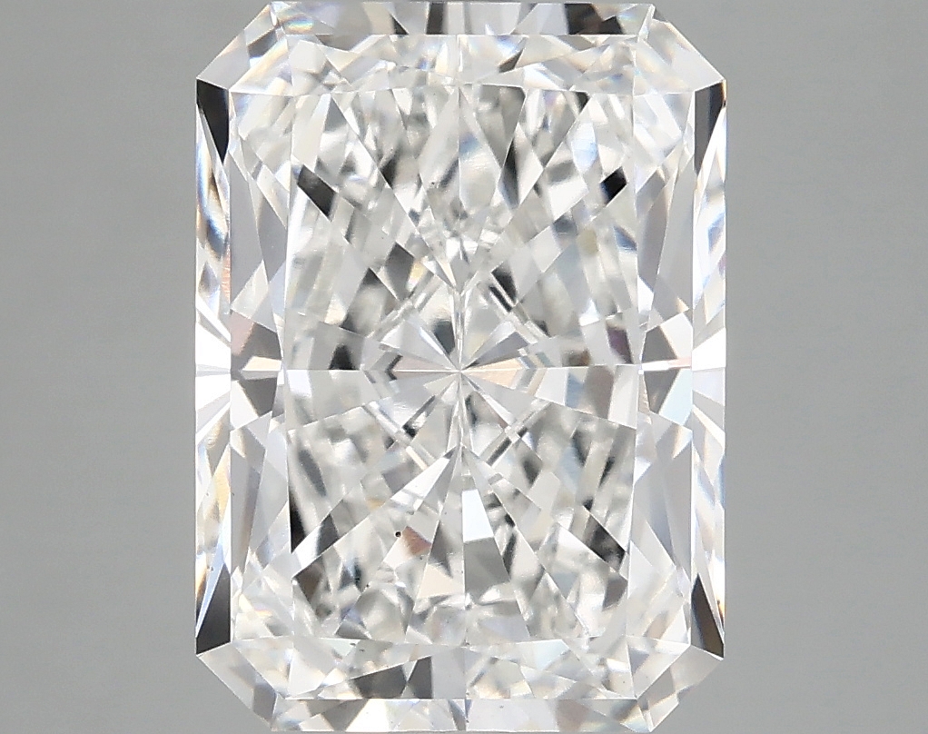 4.9ct Radiant Cut Lab-Grown Diamond, E/VS2, 11.74mm ID