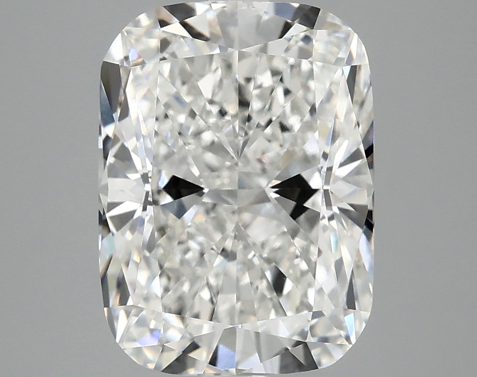 3.83ct Cushion lab-grown diamond