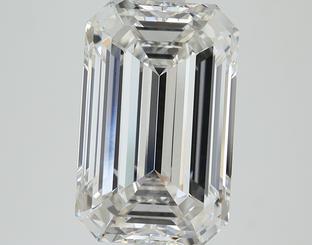 4.02ct Emerald lab-grown diamond