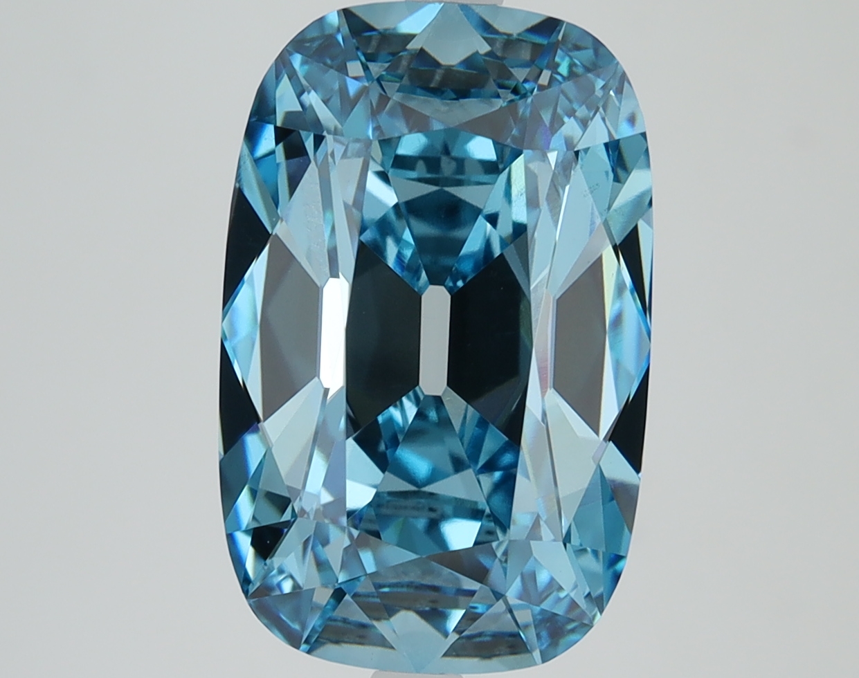 4.88ct Cushion Brilliant BLUE/VVS2 lab-grown diamond, 13.39 x 8.56 x 5.36mm