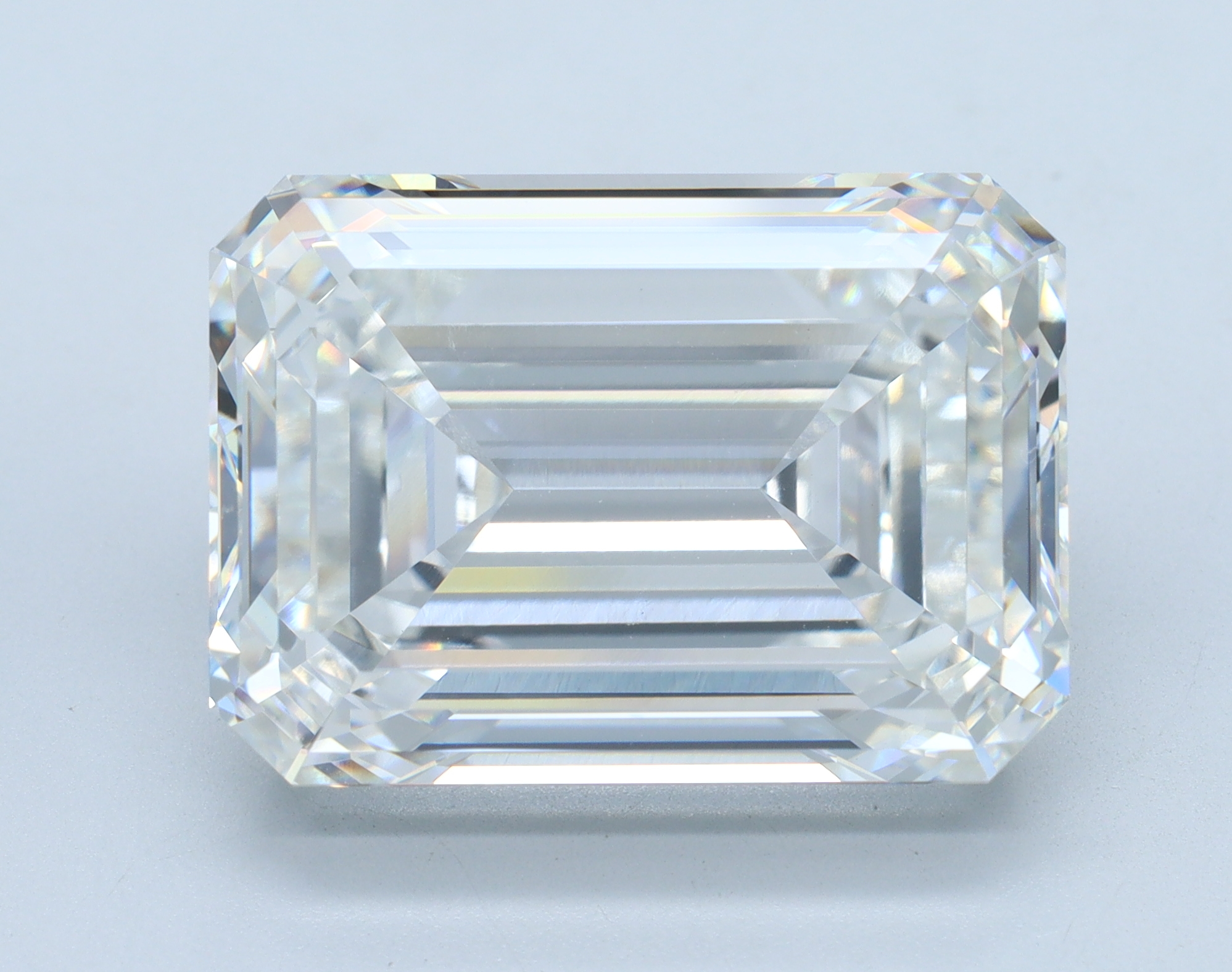 17.6ct lab-grown emerald diamond, F color, VVS2 clarity, 17.11mm ID
