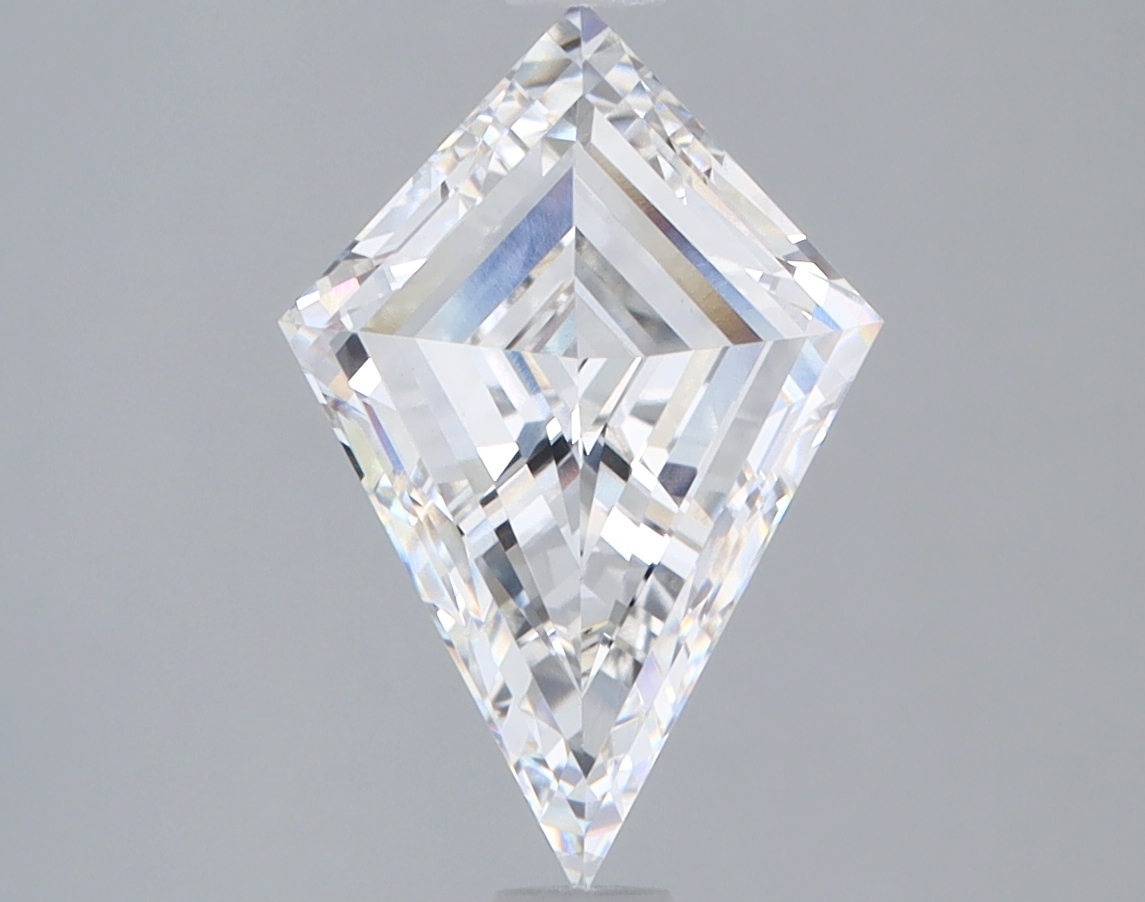 2.23ct lab-grown diamond, kite cut, F/VVS2 clarity, 12.37mm ID