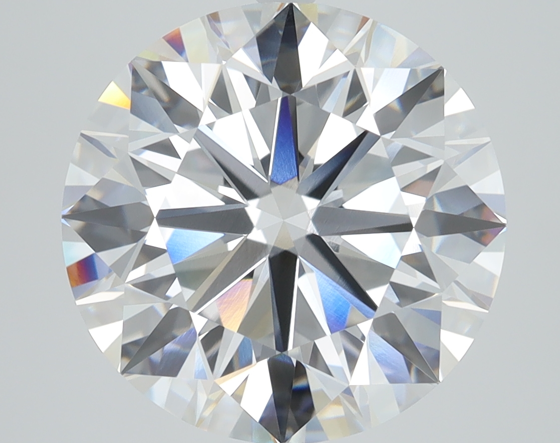 7.02ct round lab-grown diamond E/VVS1 with IGI certification.
