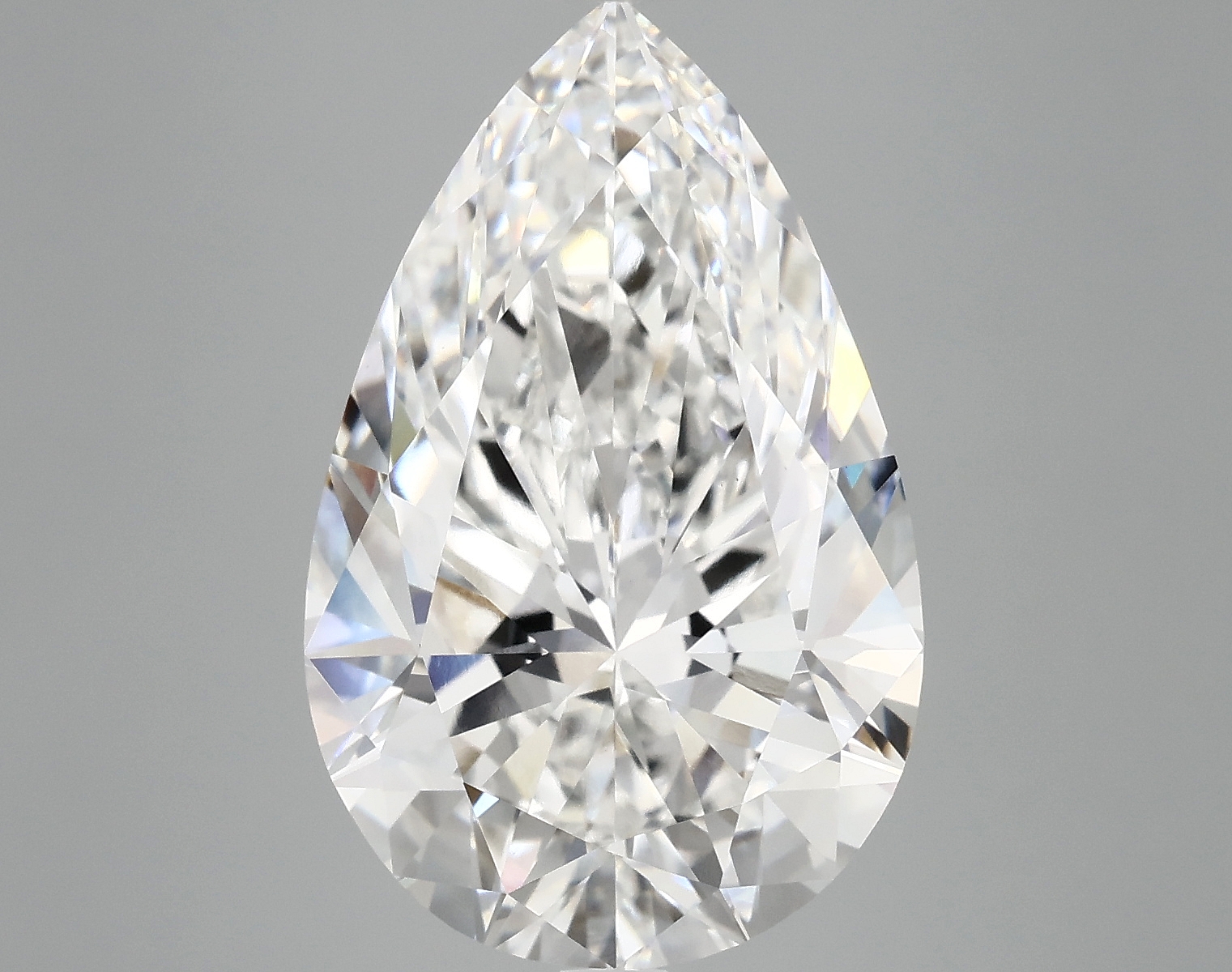 8.51ct pear cut lab-grown diamond, E color, VS1 clarity, IGI certified.