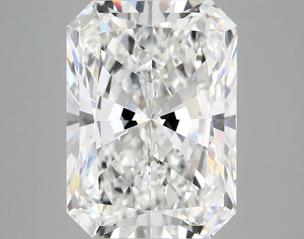 4.1ct lab-grown radiant diamond E/VVS2 IGI certified LG781625327