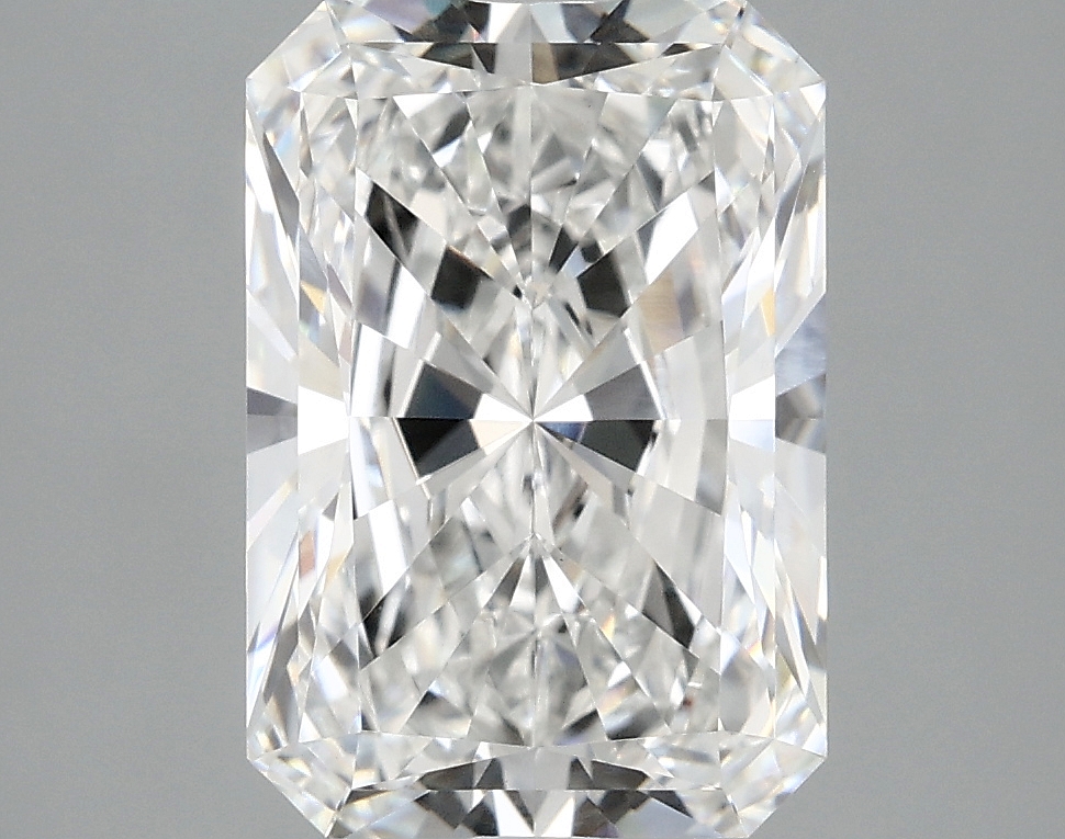 4.1ct lab-grown radiant diamond E/VVS2 IGI certified LG778693753