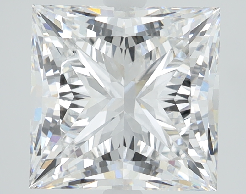 3.55ct princess cut lab diamond, D color, VS1 clarity, IGI certified.