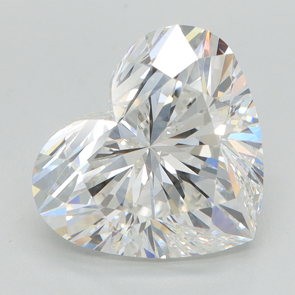 3.35ct Heart cut E/VVS1 lab diamond, IGI certified, 9.01mm ID.