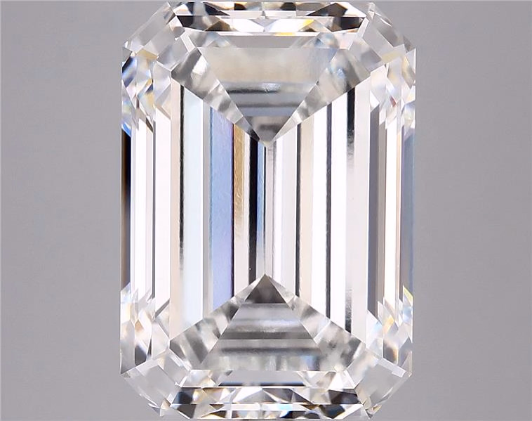 3.10ct Emerald lab-grown diamond