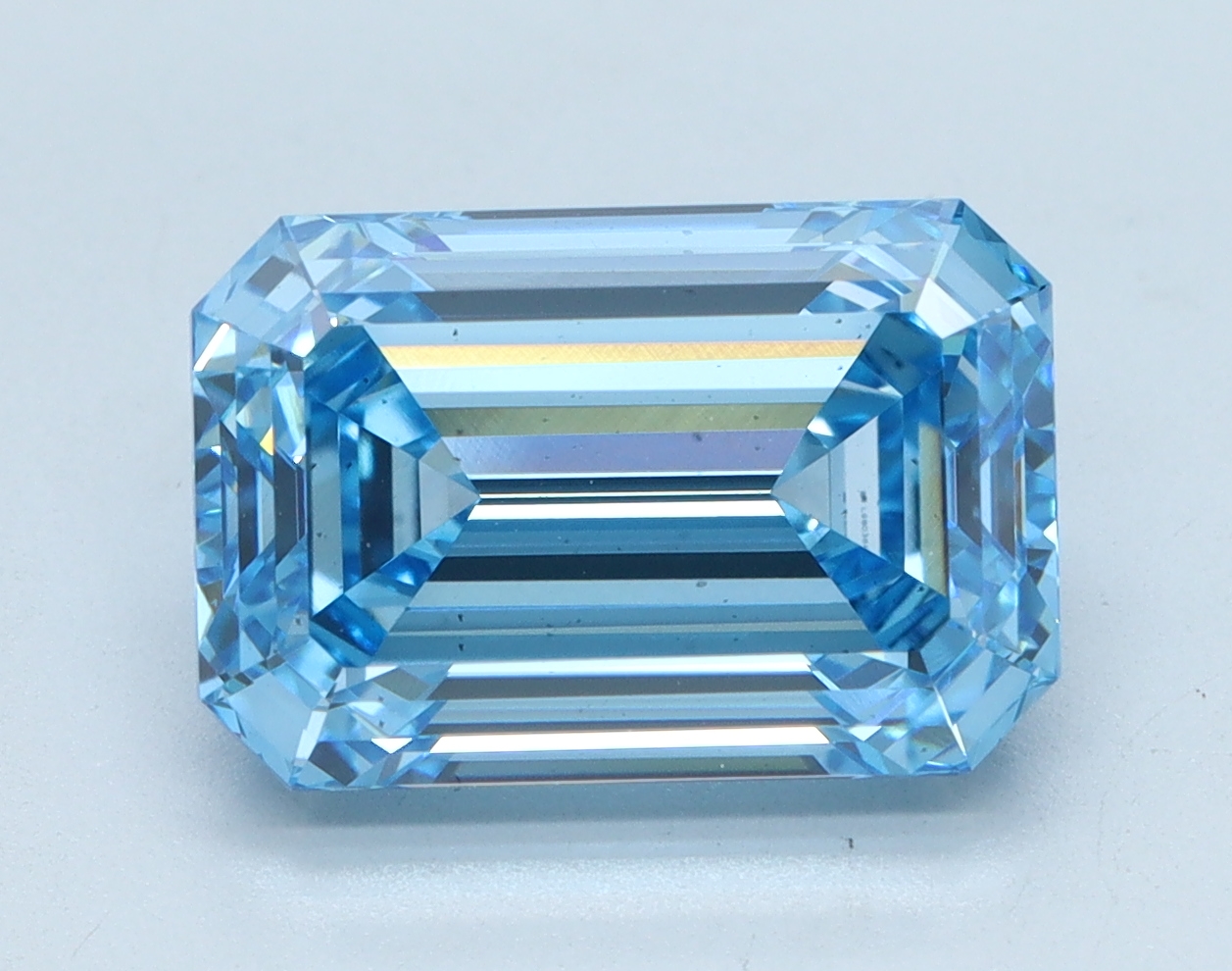 4.02ct Emerald lab-grown diamond