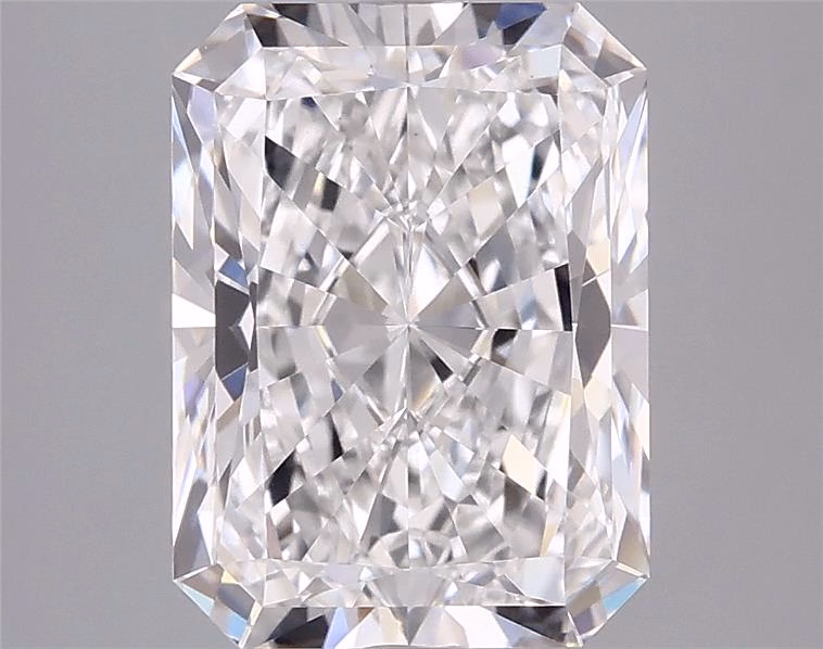 4.04ct Radiant lab-grown diamond