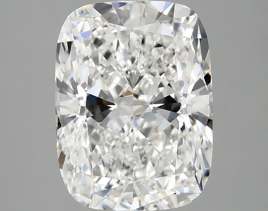 3.59ct Cushion lab-grown diamond