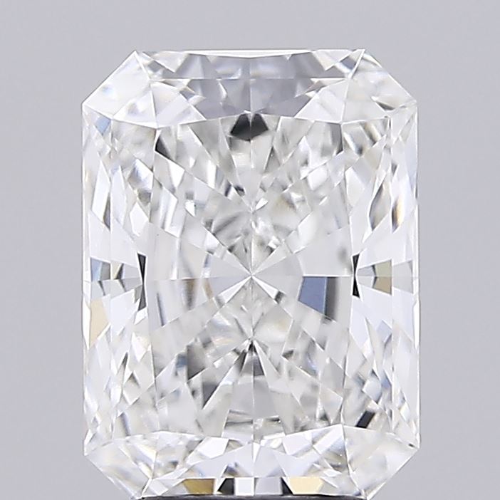 3.10ct Radiant lab-grown diamond