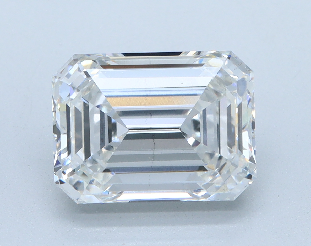3.05ct Emerald lab-grown diamond