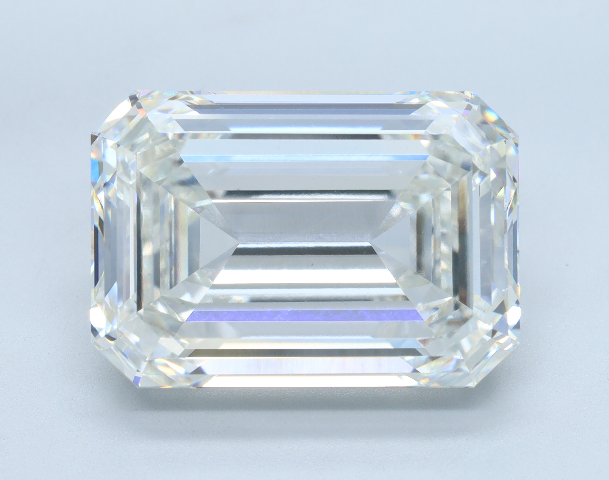 Exact supplier image of 19.02ct Emerald lab-grown diamond
