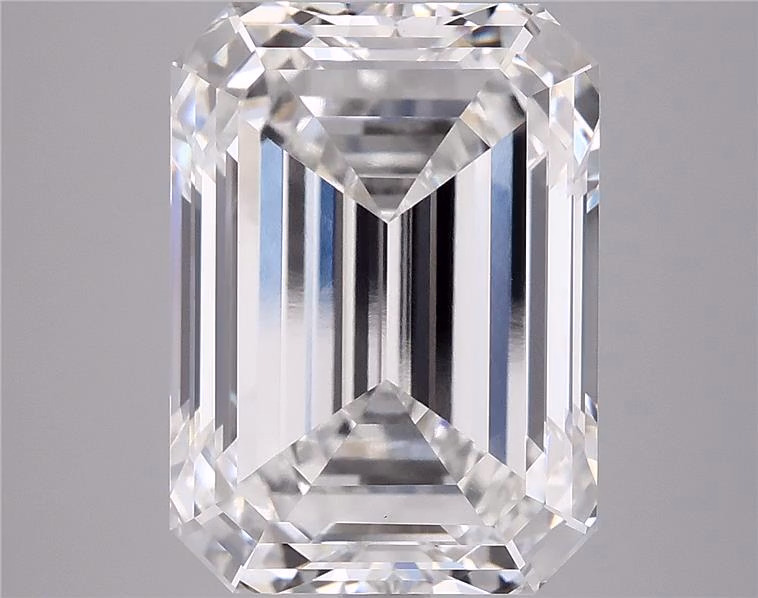 5.91ct Emerald lab-grown diamond
