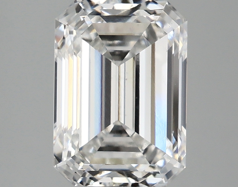 3.08ct Emerald lab-grown diamond