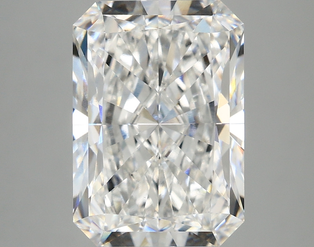 5.10ct Radiant lab-grown diamond