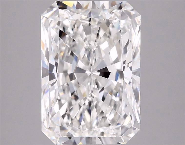 4.72ct Radiant lab-grown diamond