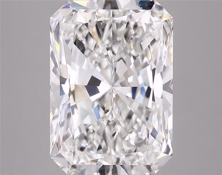 5.74ct Radiant lab-grown diamond