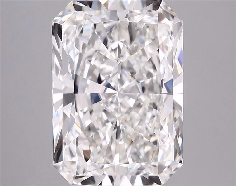 5.19ct Radiant lab-grown diamond