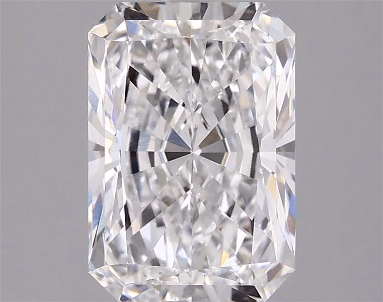 3.07ct Radiant lab-grown diamond