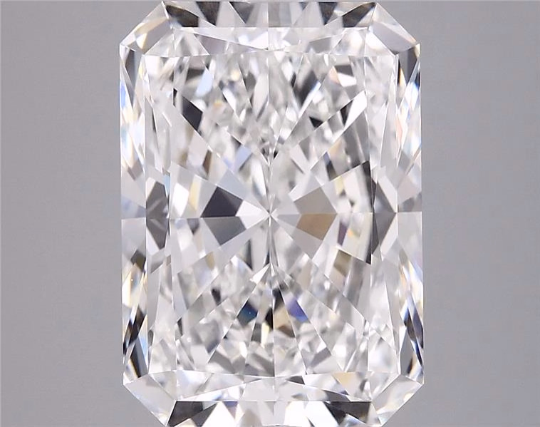 3.08ct Radiant lab-grown diamond