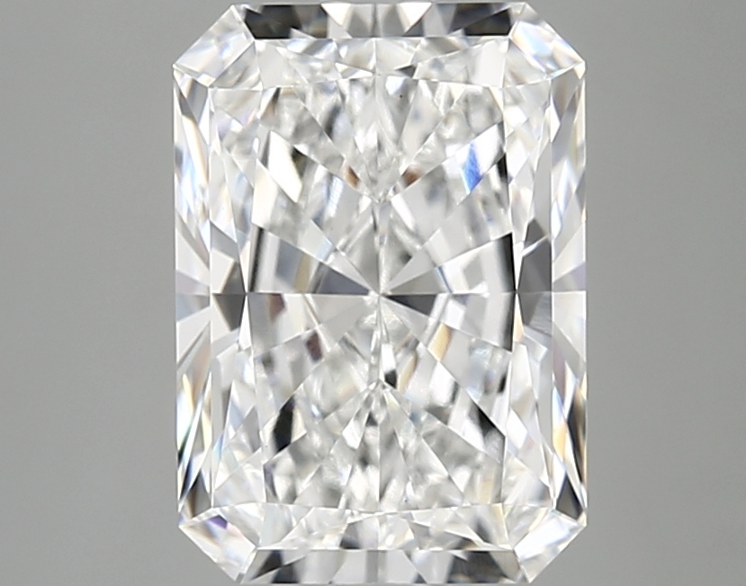 3.09ct Radiant lab-grown diamond