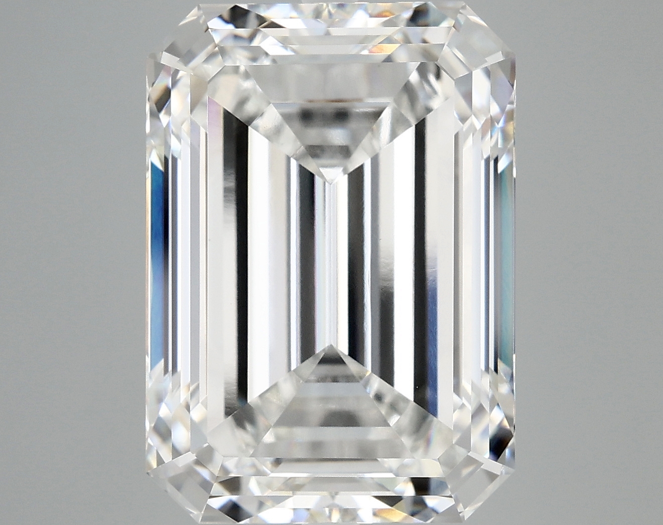 Exact supplier image of 11.68ct Emerald lab-grown diamond