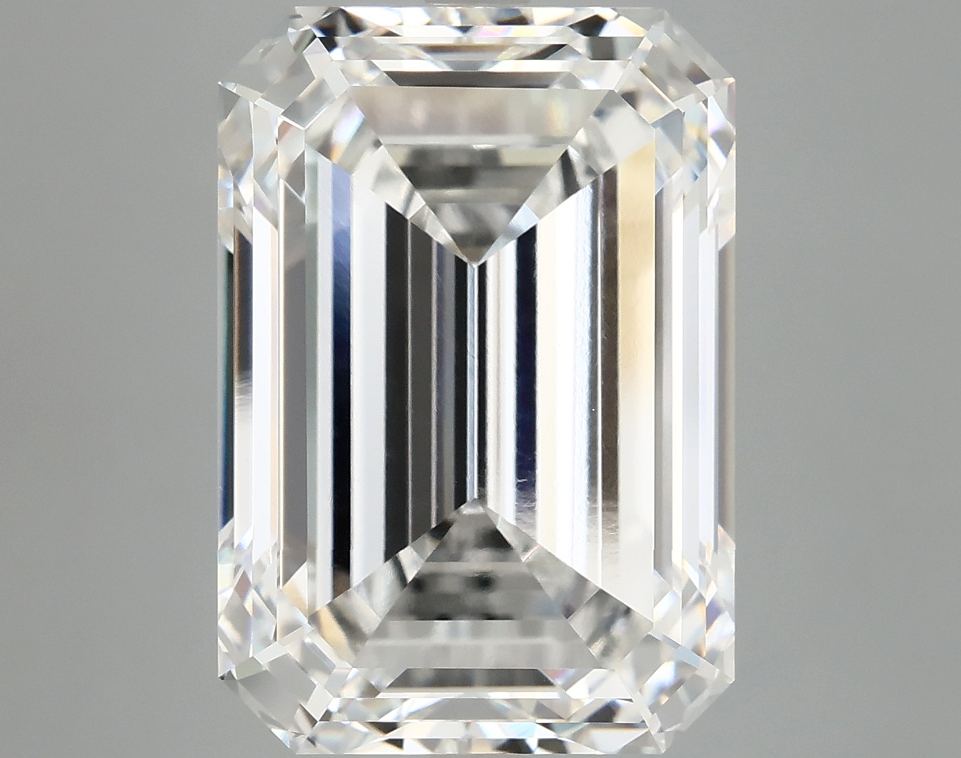 Exact supplier image of 13.28ct Emerald lab-grown diamond