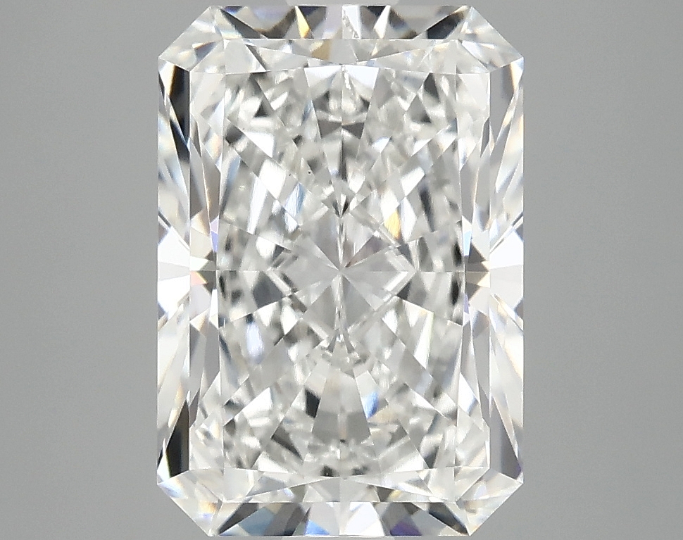 3.89ct Radiant lab-grown diamond