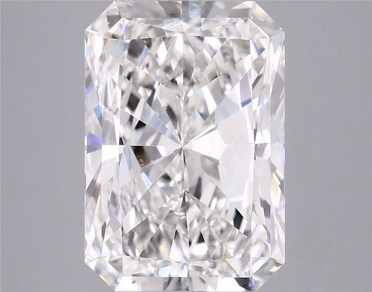 3.09ct Radiant lab-grown diamond