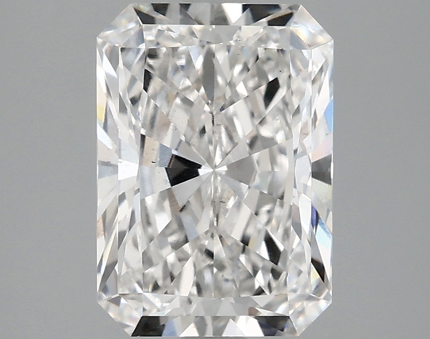 2.60ct Radiant lab-grown diamond