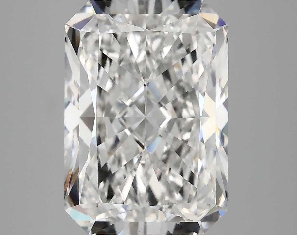 4.84ct Radiant lab-grown diamond