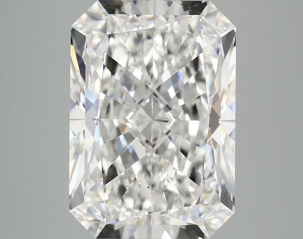 5.11ct Radiant lab-grown diamond