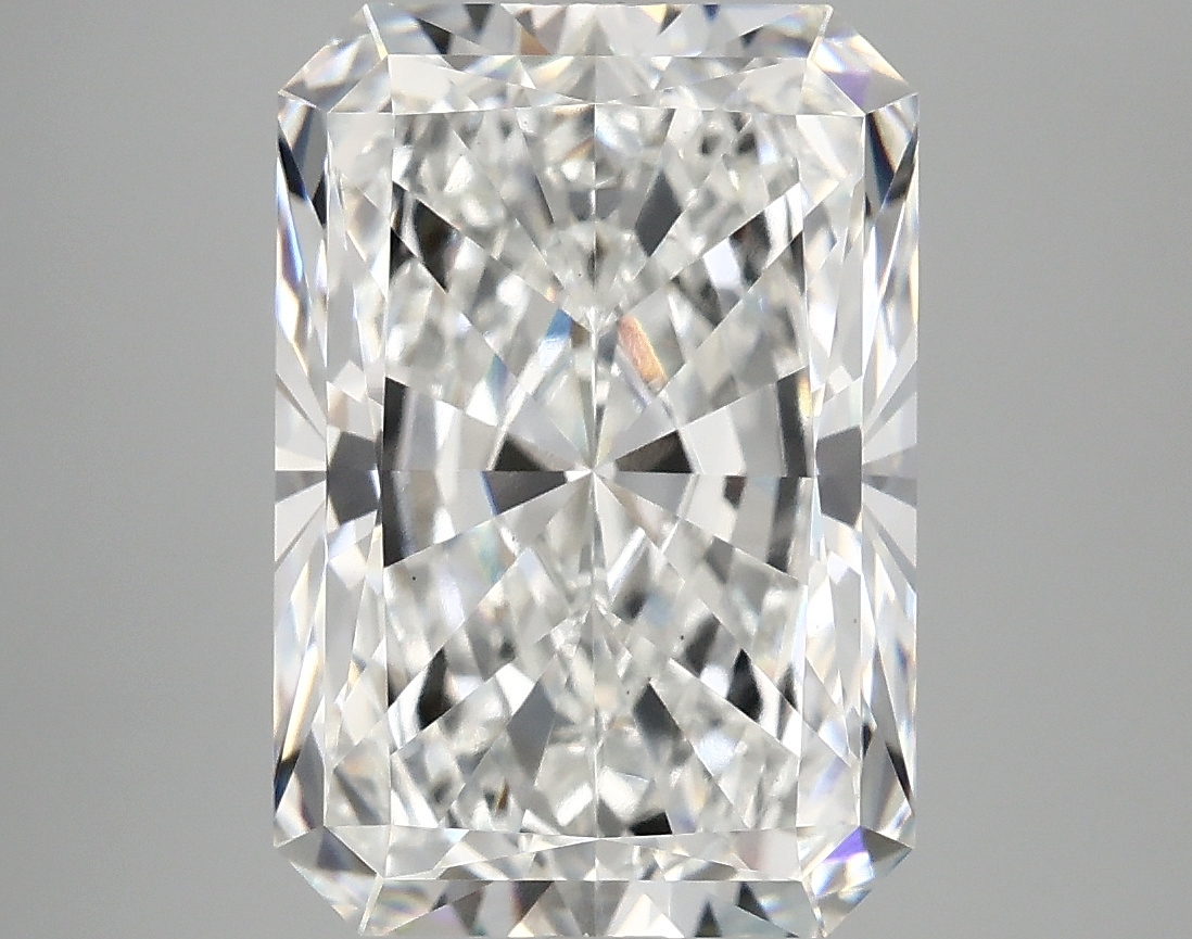 Exact supplier image of VY-61460634 Radiant lab-grown diamond