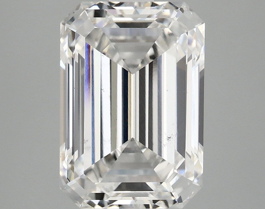 3.99ct Emerald lab-grown diamond